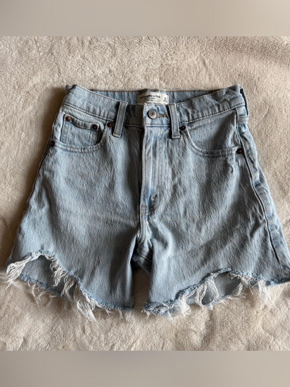 NEW w/o tags Abercrombie high rise dad shorts!
